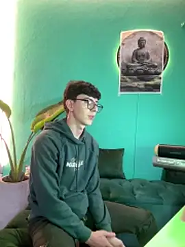 mathias saenz online show from March 17, 7:39 pm