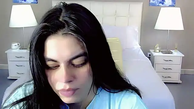 maddissonivanova online show from September 20, 7:15 pm