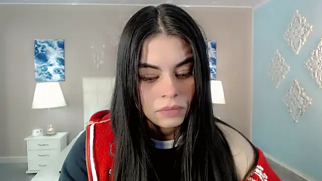 maddissonivanova online show from October 29, 7:15 pm