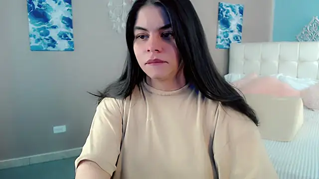 maddissonivanova online show from January 18, 7:06 pm