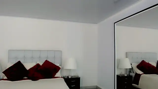 maddissonivanova online show from March 23, 7:07 pm