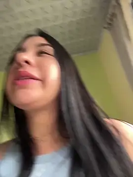 BELLAALEJA online show from December 18, 4:24 pm