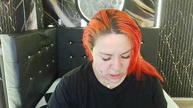 Witch Scarlet online show from April 28, 1:15 am