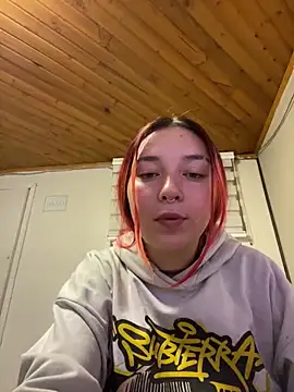 Karen18 boobs online show from February 6, 1:10 am