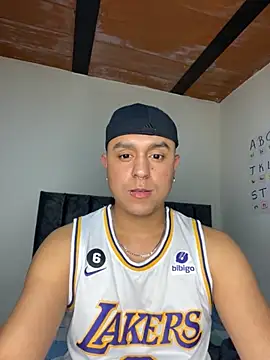 Snapshot of ANGELOGAO chatting on October 23, 2:00 am ANGELOGAO online show from October 23, 2:00 am