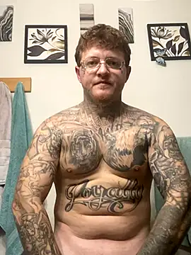 Snapshot of Bwcgoonie chatting on September 28, 1:11 am Bwcgoonie online show from September 28, 1:11 am