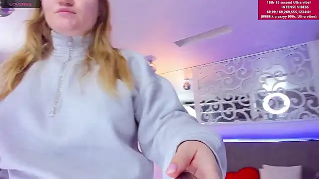 AshleyJoness online show from January 19, 6:17 am