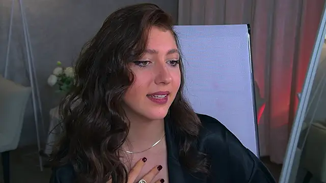 Snapshot of Mary_Miiller chatting on October 23, 9:41 am Mary Miiller online show from October 23, 9:41 am