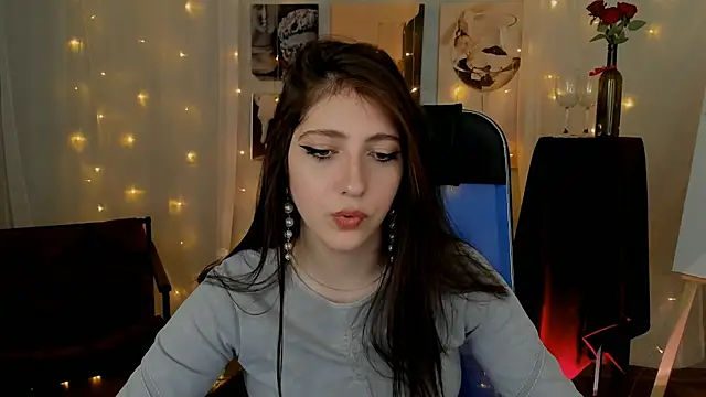 Mary Miiller online show from December 17, 8:09 am