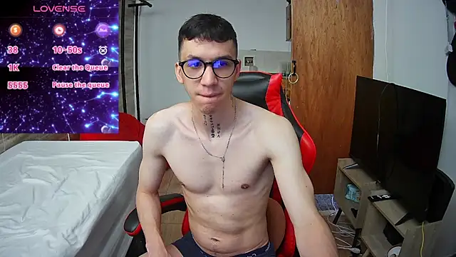 angelicious  online show from November 3, 12:50 pm