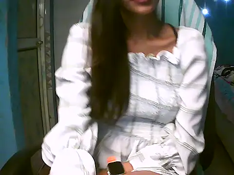 Snapshot of RENUKA_RAJPUT chatting on April 11, 3:05 pm RENUKA RAJPUT online show from April 11, 3:05 pm
