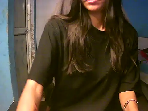 Snapshot of RENUKA_RAJPUT chatting on April 26, 7:44 pm RENUKA RAJPUT online show from April 26, 7:44 pm