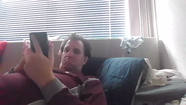 Snapshot of JasperGeil chatting on October 27, 12:09 pm JasperGeil online show from October 27, 12:09 pm