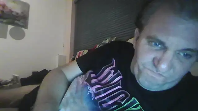 Snapshot of JasperGeil chatting on November 8, 5:12 pm JasperGeil online show from November 8, 5:12 pm