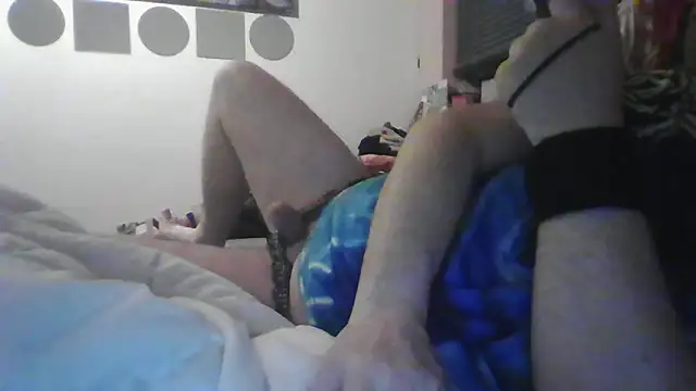 Snapshot of JasperGeil chatting on February 21, 7:04 pm JasperGeil online show from February 21, 7:04 pm