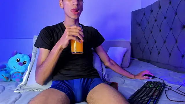 CamiiloRivera online show from September 11, 1:28 am