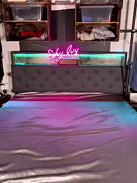 Shy Ivy online show from October 12, 6:51 pm