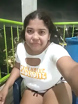 angelHeath13 online show from October 2, 4:41 am