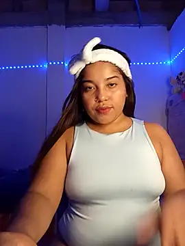 angelHeath13 online show from October 19, 6:25 am