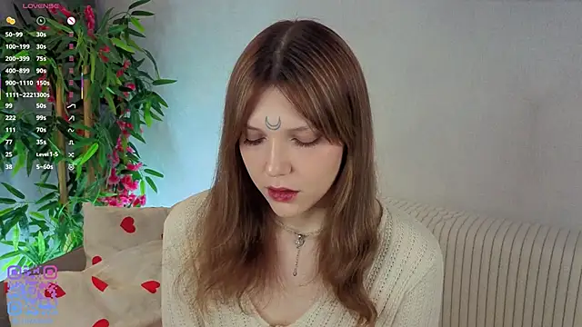 Snapshot of Lunabate chatting on November 21, 5:06 am Lunabate online show from November 21, 5:06 am