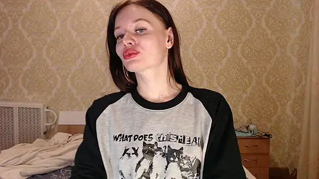 Snapshot of Kitkaat00 chatting on October 3, 3:20 pm Kitkaat00 online show from October 3, 3:20 pm