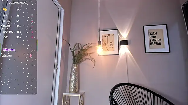 Snapshot of dulce_fiore07 chatting on October 26, 12:33 pm dulce fiore07 online show from October 26, 12:33 pm