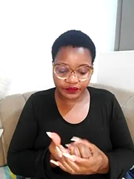 ChubbyBitch26 online show from June 20, 10:12 pm