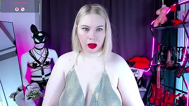 Anna Maxwell online show from April 19, 2:00 am