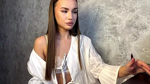 LushMira online show from November 1, 7:43 am