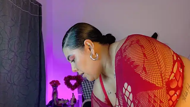 AndreaKinky online show from February 21, 8:15 am