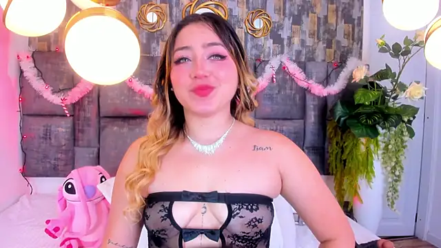 Snapshot of PatyLawrence chatting on November 26, 4:02 am PatyLawrence online show from November 26, 4:02 am