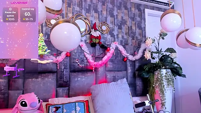 PatyLawrence online show from December 17, 4:07 am