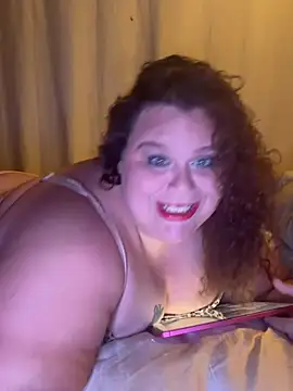 Snapshot of Fatpussybigass chatting on July 4, 3:13 am Fatpussybigass online show from July 4, 3:13 am