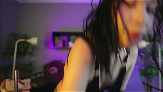 Sabrina bloom online show from October 29, 1:13 pm