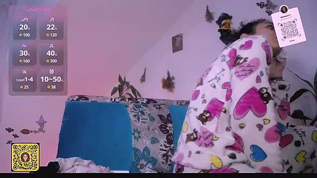 Nocturnawitch online show from October 24, 1:07 pm