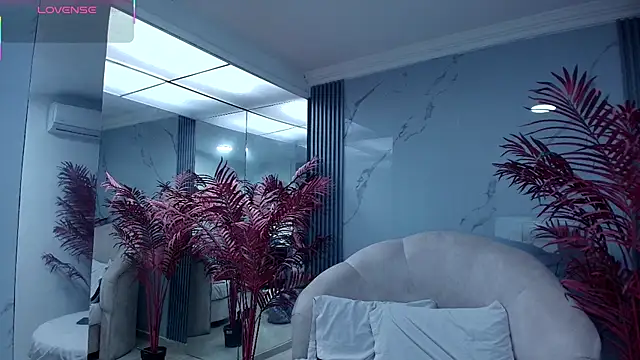 MayaBaker online show from September 12, 7:25 pm