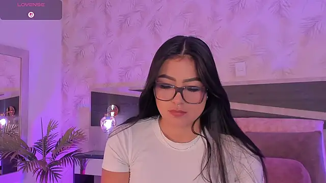 dana hazze online show from April 24, 4:48 am