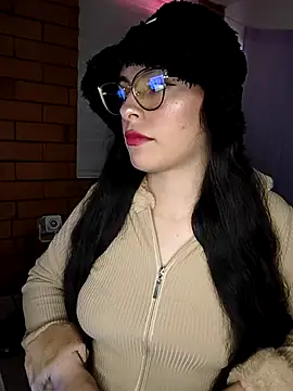 Camila Ord online show from February 3, 9:09 pm