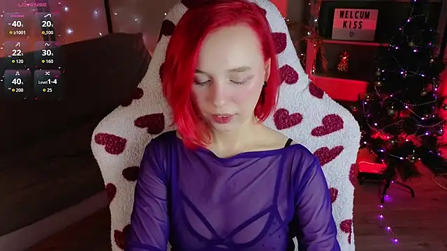 NaomiYoru online show from December 20, 8:38 pm