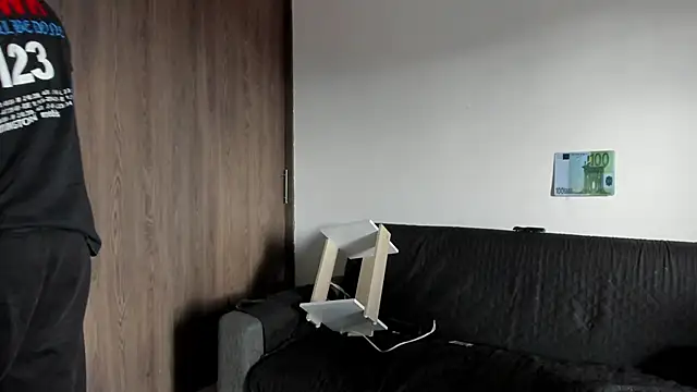 natevillage online show from April 21, 9:06 pm