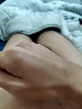 emrekzlk52 online show from October 30, 11:00 am