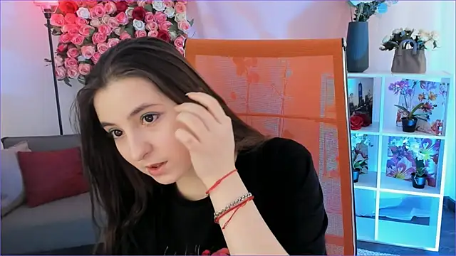 VirtuallVoyant online show from February 3, 7:24 am