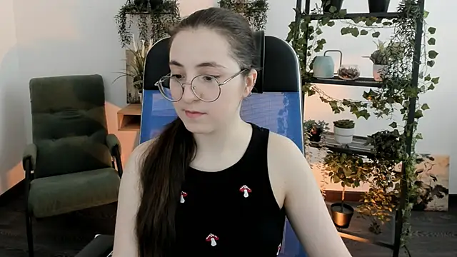 VirtuallVoyant online show from March 17, 7:12 am