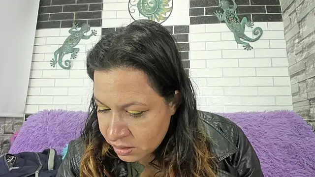 Sandra Milf love online show from September 17, 4:03 am