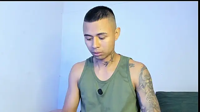  Logan Colton  online show from July 23, 9:46 pm