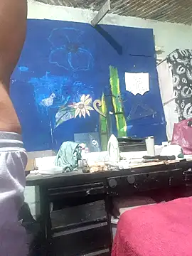 Snapshot of elvergu666 chatting on December 2, 6:19 am elvergu666 online show from December 2, 6:19 am