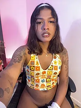 Snapshot of cam11_07 chatting on November 30, 9:30 pm cam11 07 online show from November 30, 9:30 pm