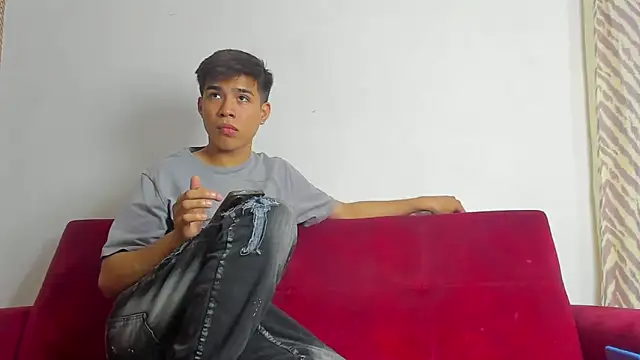 willy sexxx18 online show from March 4, 7:31 pm