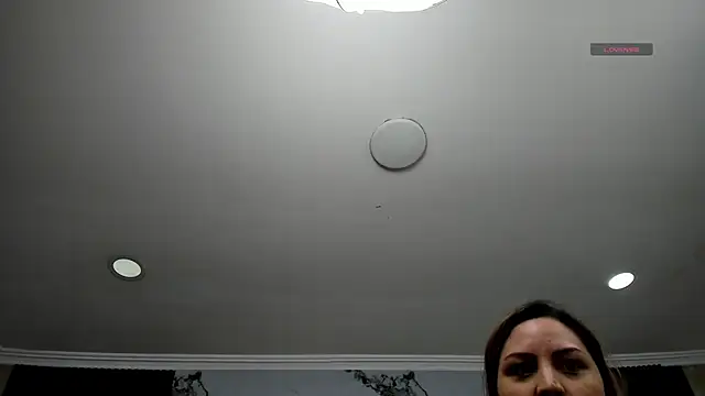 cloesummerr  online show from April 13, 12:43 pm