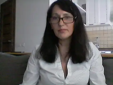 Elena48324 online show from October 17, 1:03 pm